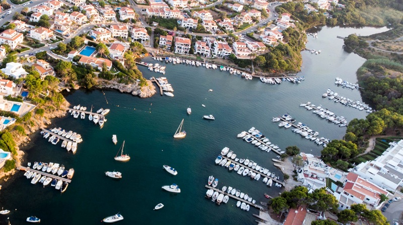 Alquilar coche en Addaia Menorca