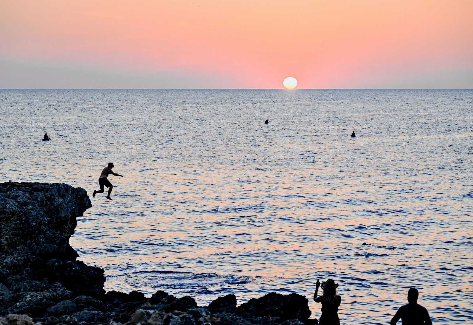 ¿Es necesario alquilar coche en Menorca?